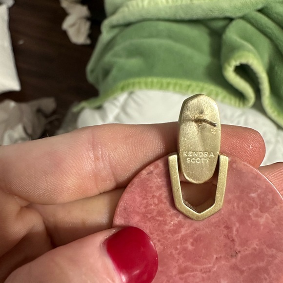 Kendra Scott Didi Drop Earrings - Picture 4 of 5